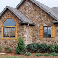 Stonecraft monarch mountain stone as facade on home